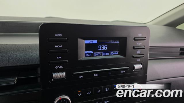 Hyundai Staria 2022 — photo 20