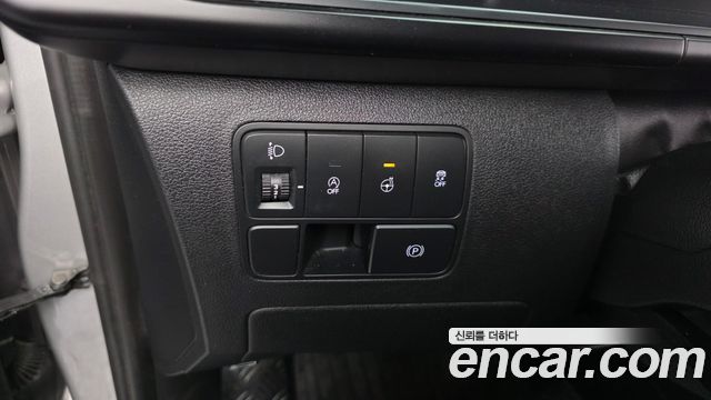 Hyundai Staria 2022 — photo 24