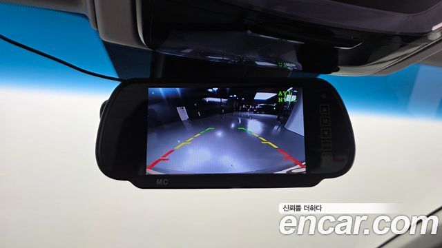 Hyundai Staria 2022 — photo 25