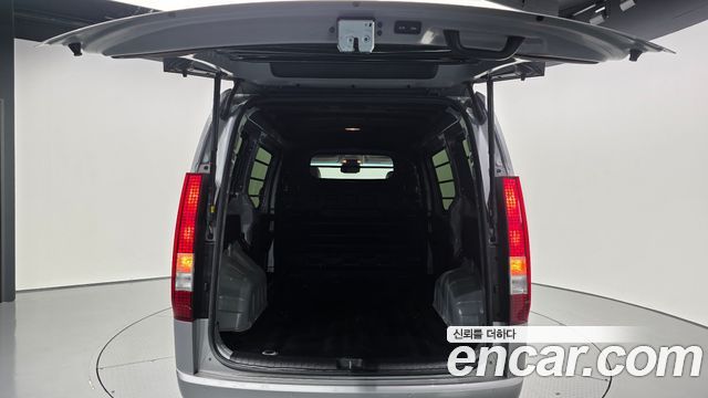 Hyundai Staria 2022 — photo 26