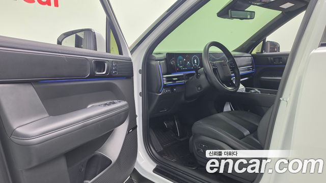 Hyundai Santafe 2025 — photo 12