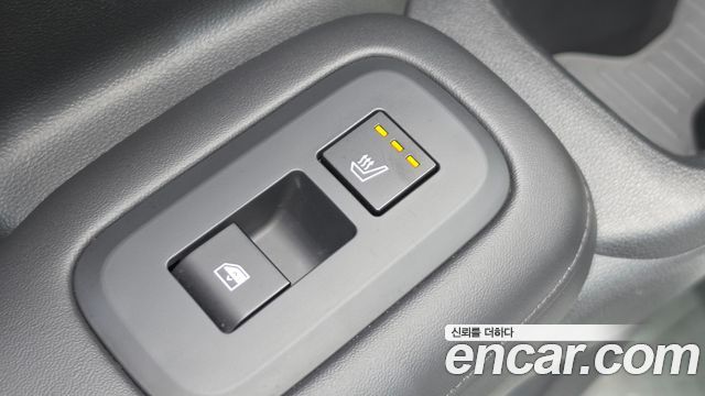 Hyundai Santafe 2025 — photo 18