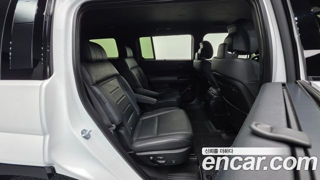 Hyundai Santafe 2025 — photo 19
