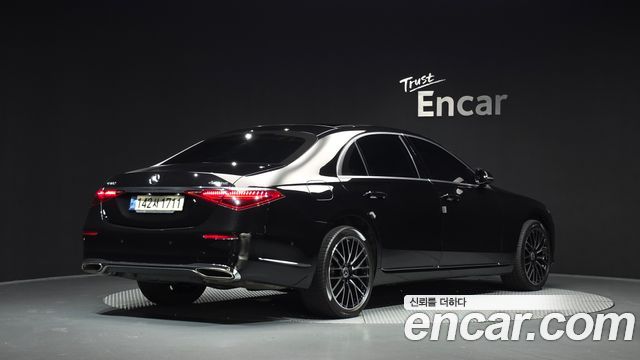 Mercedes-Benz S-Class 2022 — photo 2