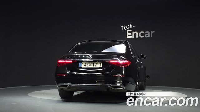 Mercedes-Benz S-Class 2022 — photo 4