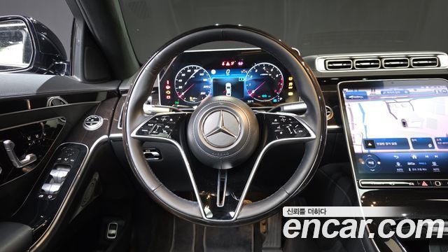Mercedes-Benz S-Class 2022 — photo 19