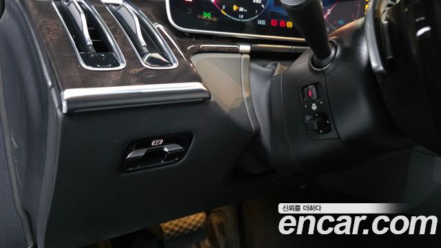 Mercedes-Benz S-Class 2022 — photo 29