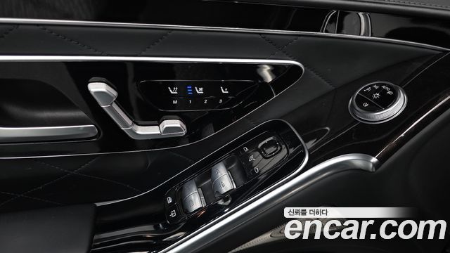 Mercedes-Benz S-Class 2022 — photo 30