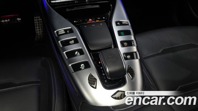 Mercedes-Benz AMG GT 2022 — photo 9