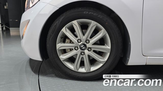 Hyundai AVANTE 2015 — photo 5