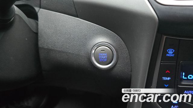 Hyundai AVANTE 2015 — photo 26