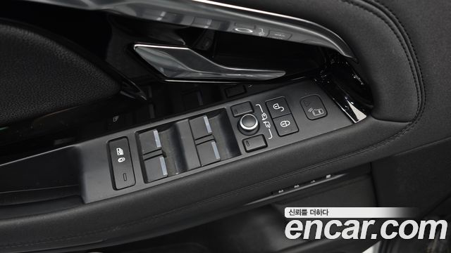 Land Rover Range Rover Evoque 2020 — photo 30