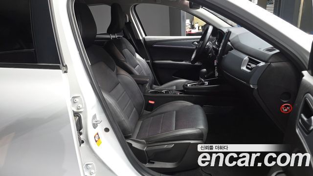 Renault Korea XM3 2023 — photo 17
