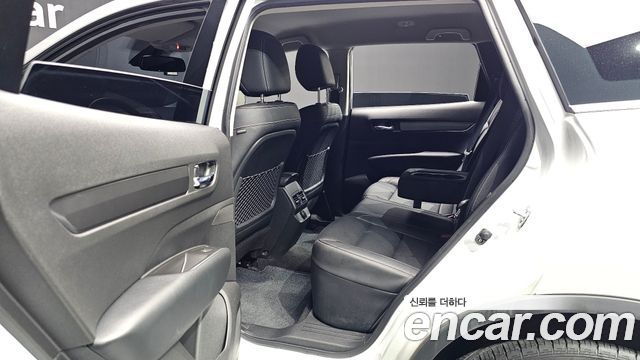 Renault Korea QM6 2023 — photo 17