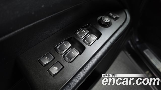 KG Mobility Rexton 2019 — photo 29