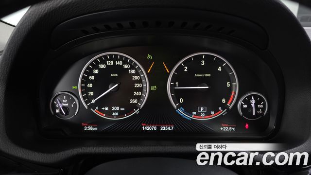 BMW X4 2016 — photo 8