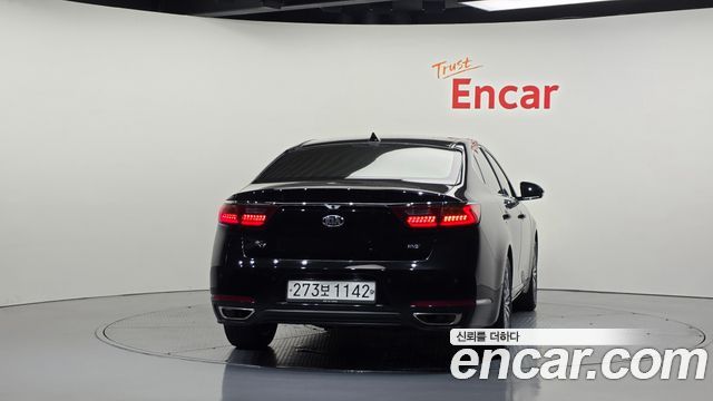 Kia K7 2018 — photo 4