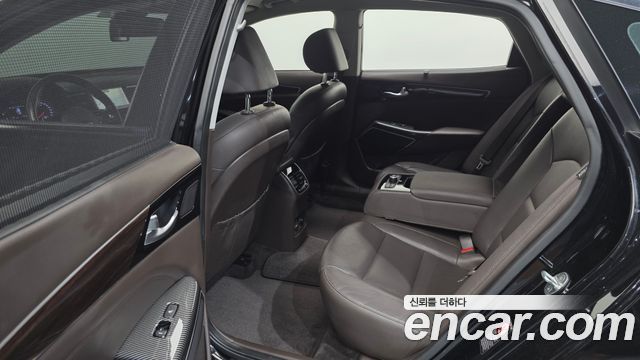 Kia K7 2018 — photo 12