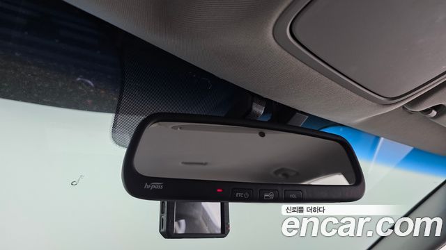 Kia K7 2018 — photo 17