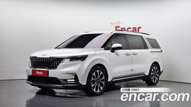 Kia Canival 2022 — photo 1