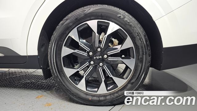Kia Canival 2022 — photo 7