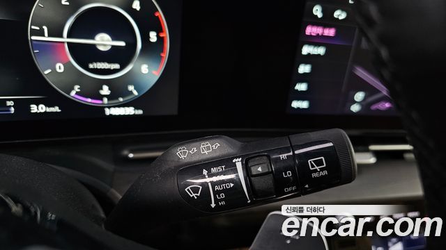 Kia Canival 2022 — photo 30