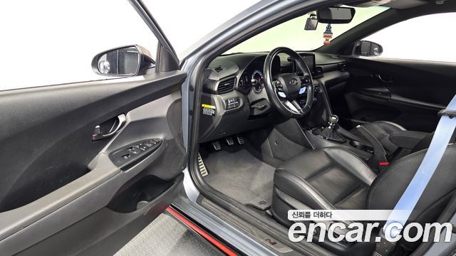 Hyundai Veloster 2020 — photo 13