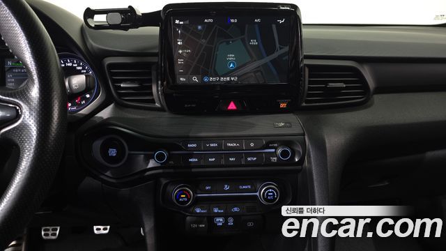 Hyundai Veloster 2020 — photo 19