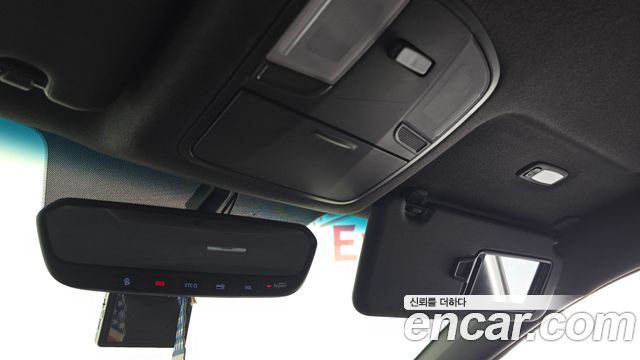 Hyundai Veloster 2020 — photo 24