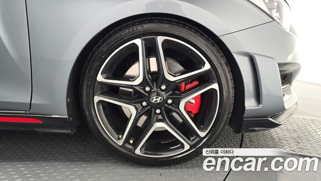 Hyundai Veloster 2020 — photo 7