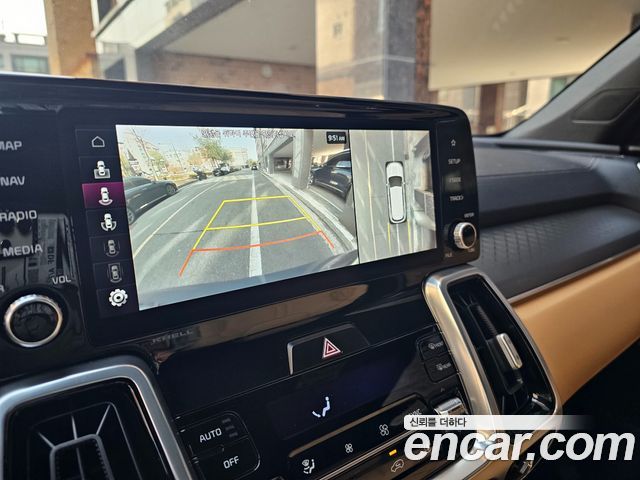 Kia Sorento 2022 — photo 12