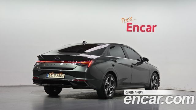 Hyundai AVANTE 2022 — photo 2