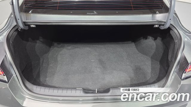 Hyundai AVANTE 2022 — photo 22
