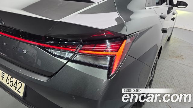 Hyundai AVANTE 2022 — photo 9