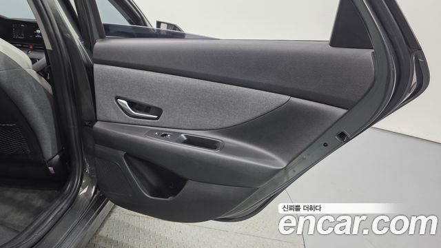 Hyundai AVANTE 2022 — photo 15