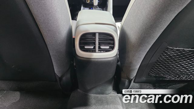 Hyundai AVANTE 2022 — photo 29
