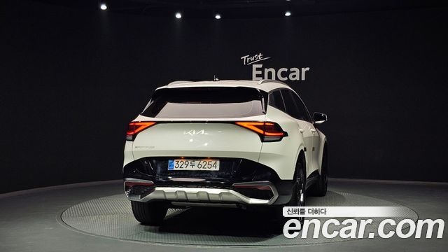 Kia Sportage 2023 — photo 4