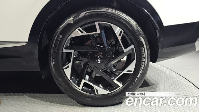 Kia Sportage 2023 — photo 7
