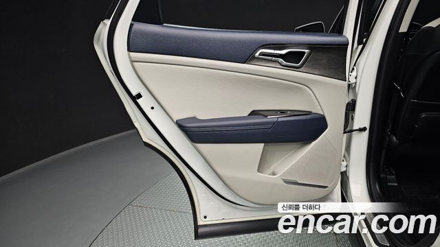 Kia Sportage 2023 — photo 15