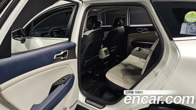 Kia Sportage 2023 — photo 16