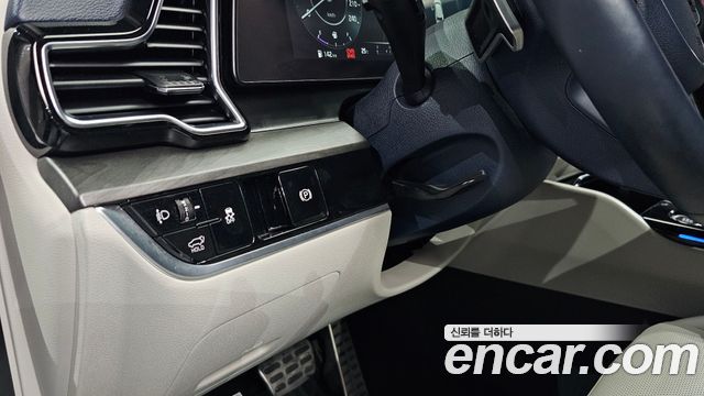 Kia Sportage 2023 — photo 28