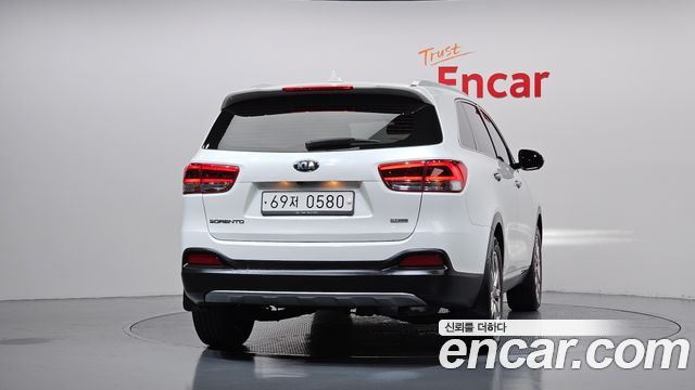 Kia Sorento 2016 — photo 4