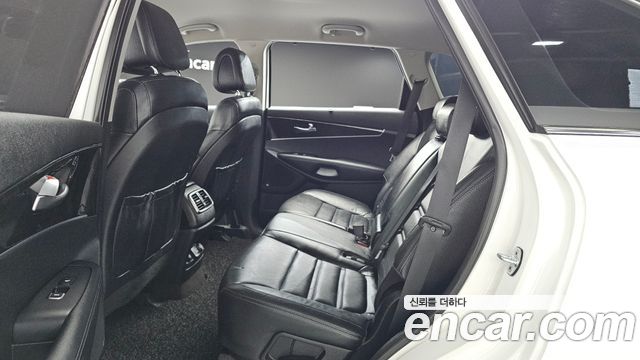 Kia Sorento 2016 — photo 12
