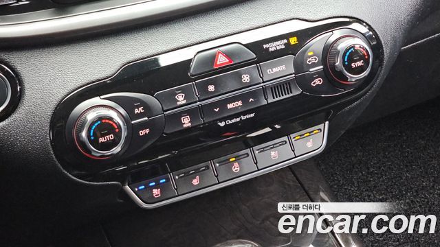 Kia Sorento 2016 — photo 17