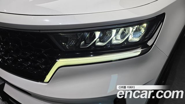 Kia Sorento 2023 — photo 8