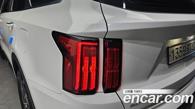 Kia Sorento 2023 — photo 9