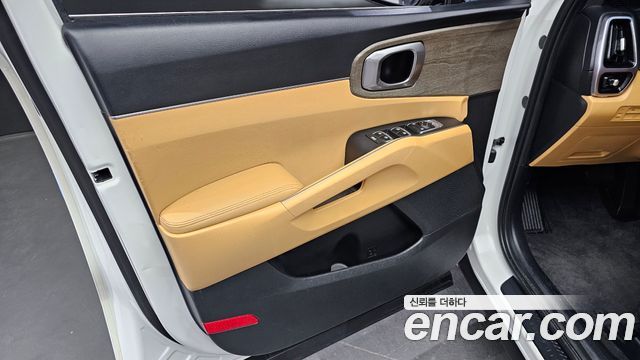 Kia Sorento 2023 — photo 14