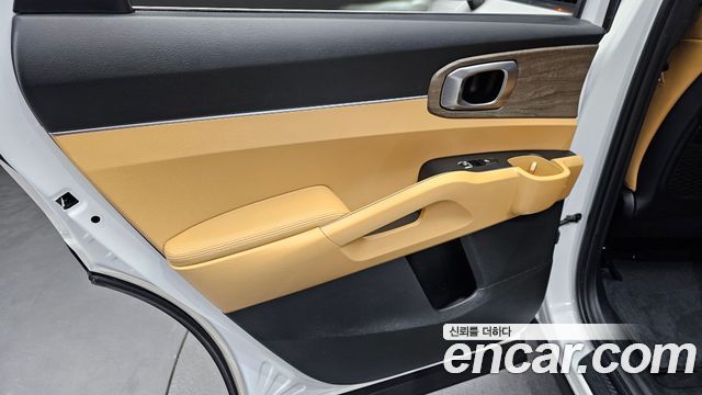 Kia Sorento 2023 — photo 15