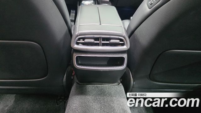 Genesis G80 2021 — photo 37