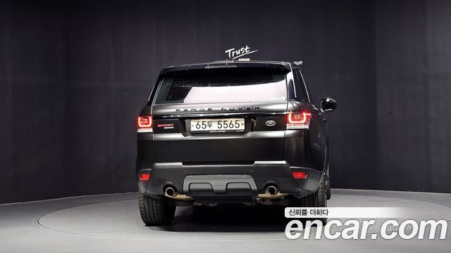 Land Rover Range Rover Sport 2017 — photo 4